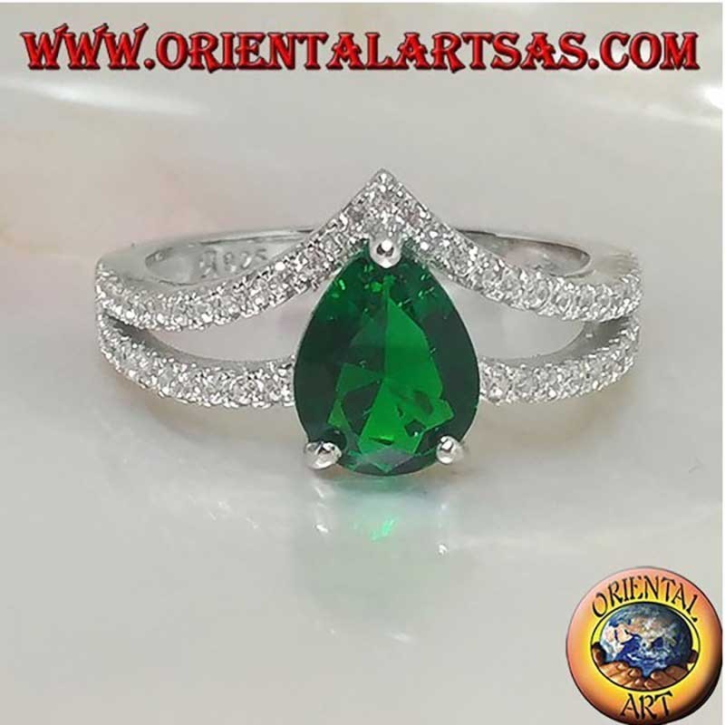 Anello in Argento 925 con Smeraldo Sintetico a Goccia e Zirconi