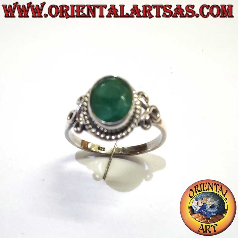 925 Sterling Silver Ring with Natural Oval Emerald – Elegant Jewel