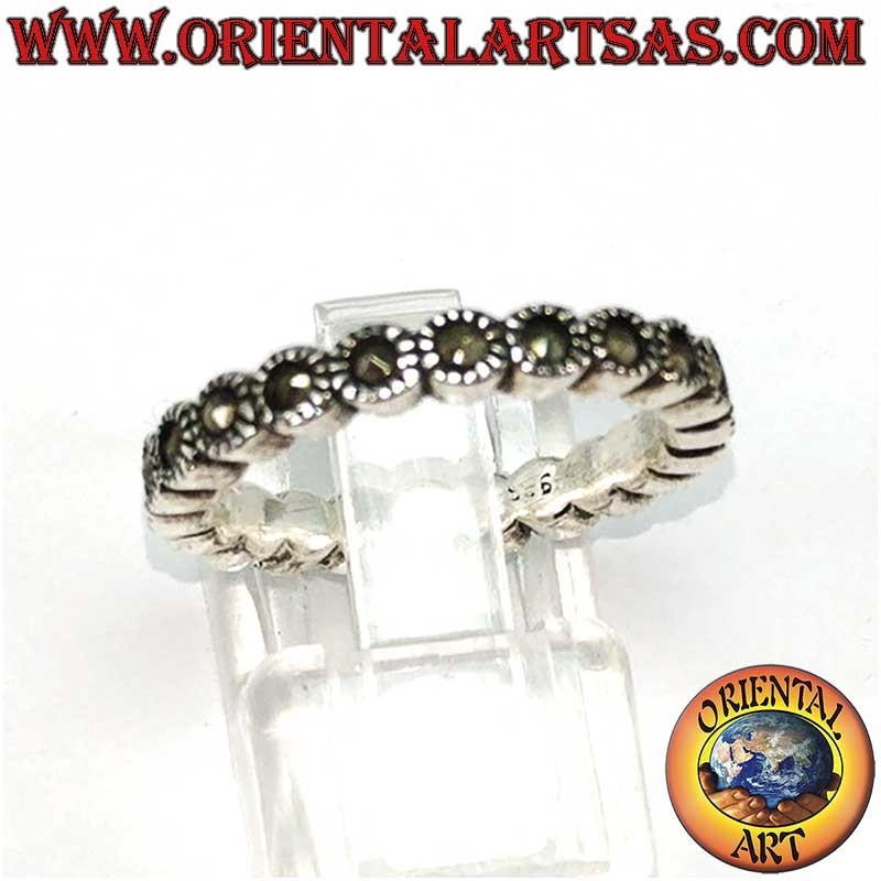Solid 925‰ silver band ring – Individually hand-set marcasites – Band width 3 mm