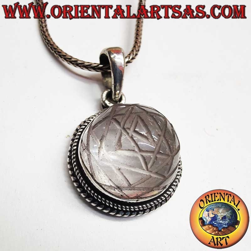 Silver pendant with Sri Yantra engraved on rock crystal Ø 17 mm