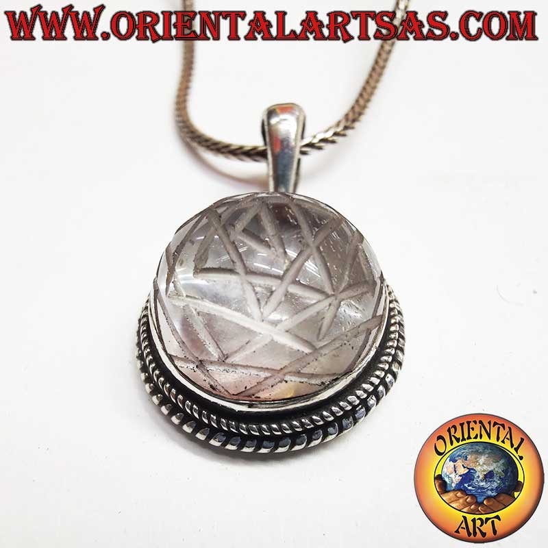 Colgante de plata con Sri Yantra grabado en cristal de roca de Ø 17 mm