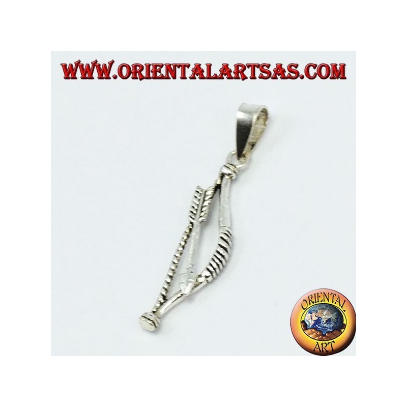 Pendentif en argent, arc indien