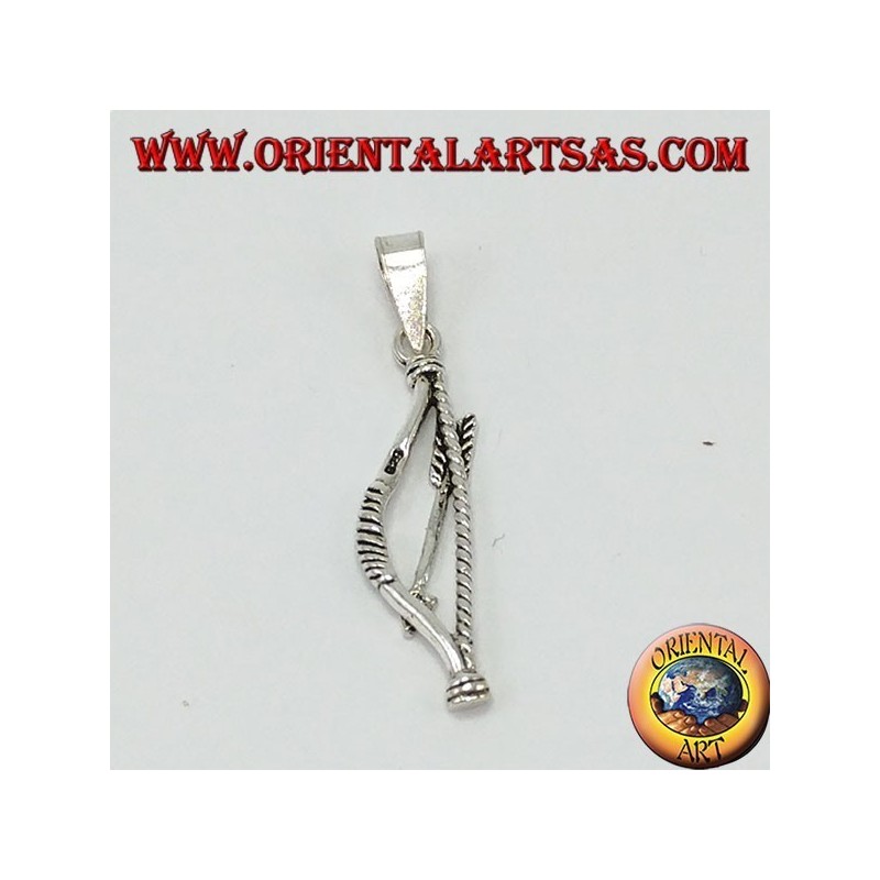 Pendentif en argent, arc indien