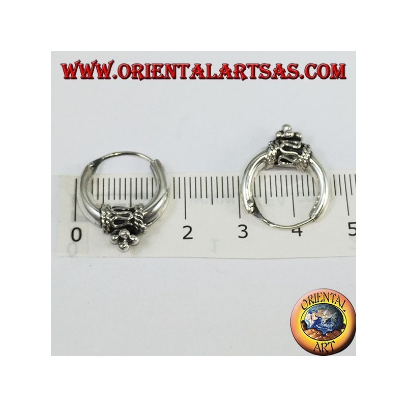 Boucles d'oreilles en argent, cercle en croissant décoré avec diamètre Ø mm. 17