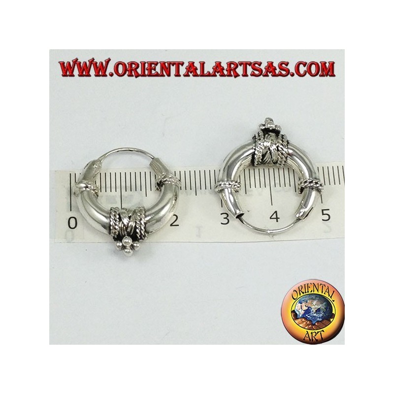 Pendientes de plata, decorada en media luna (trenza) de diámetro Ø. 20