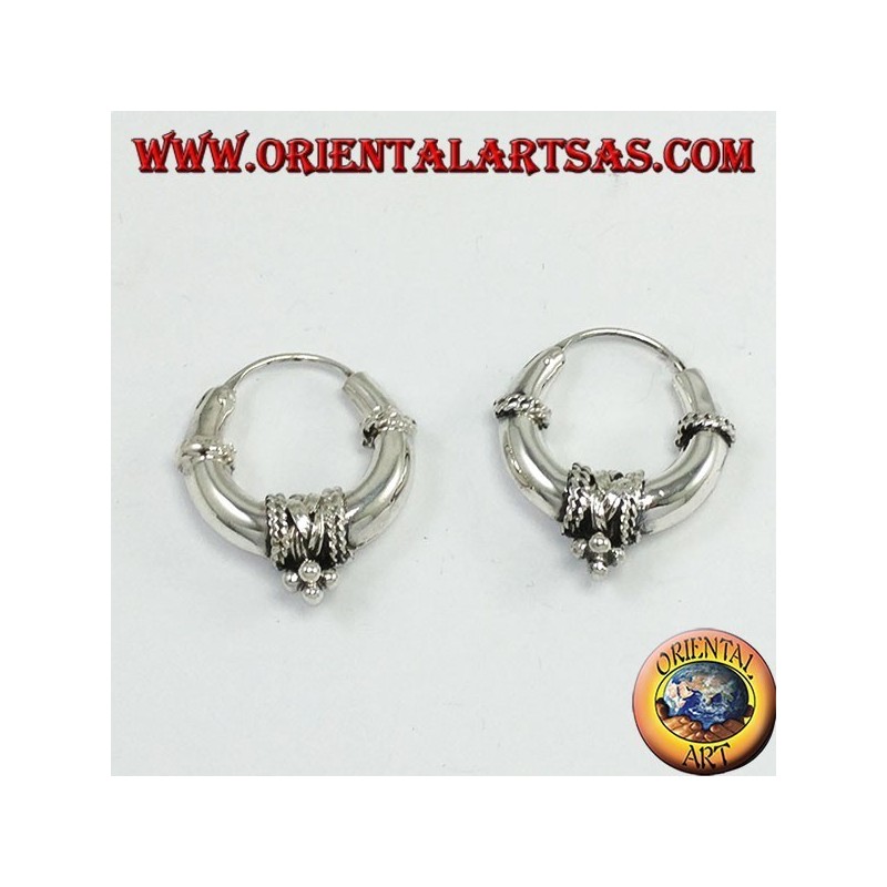 Pendientes de plata, decorada en media luna (trenza) de diámetro Ø. 20