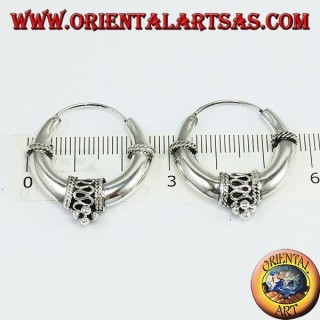 Orecchini in argento a cerchio mezzaluna decorato di diametro  Ø mm. 26