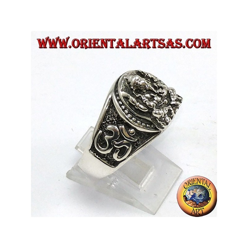 Silver ring with Ganesha and Oṃ (ॐ)