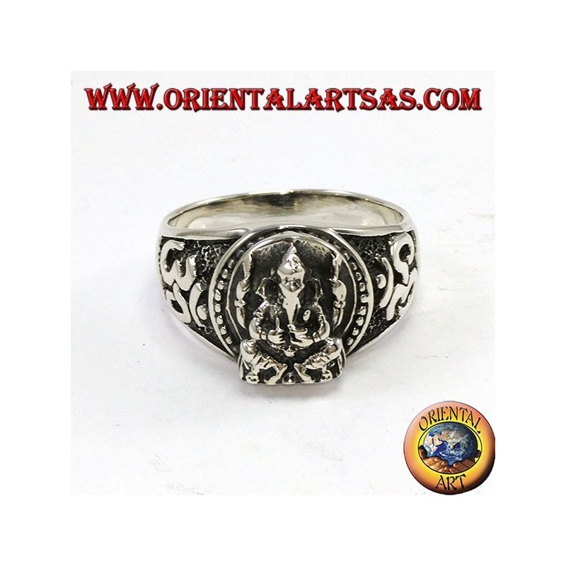 Anello in argento con Ganesha ed Oṃ (ॐ)