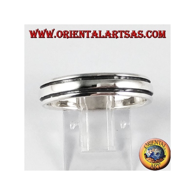 Silver ring, band with lines parallel to the edges