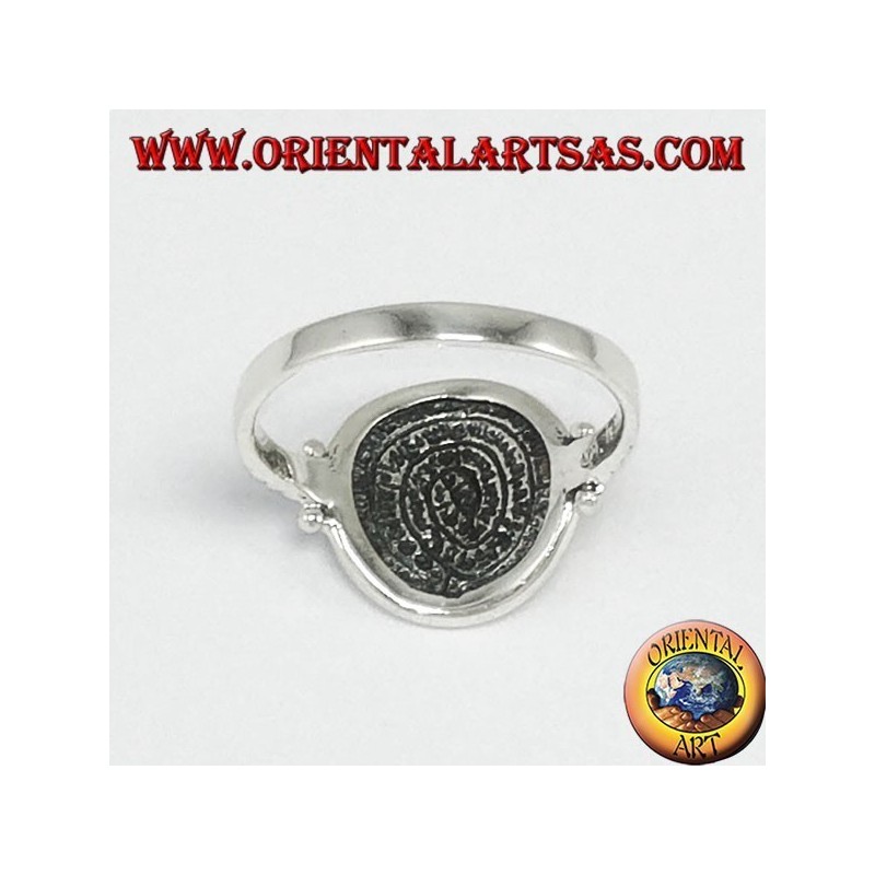 Bague en argent avec le disque de Festo