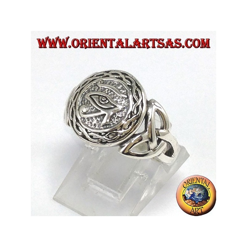 Anello in argento, occhio di Horus con nodo di Tyrone
