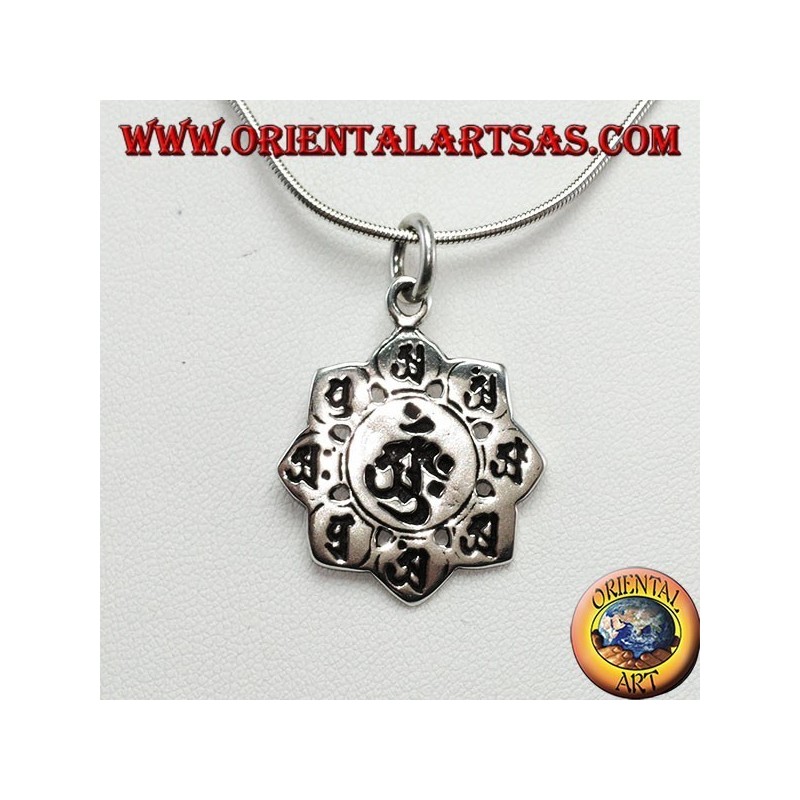 925er Silberanhänger, Om in der Lotusblume mit dem achtköpfigen Symbol