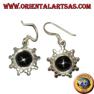 Boucles d'oreilles en argent avec étoile noire ronde