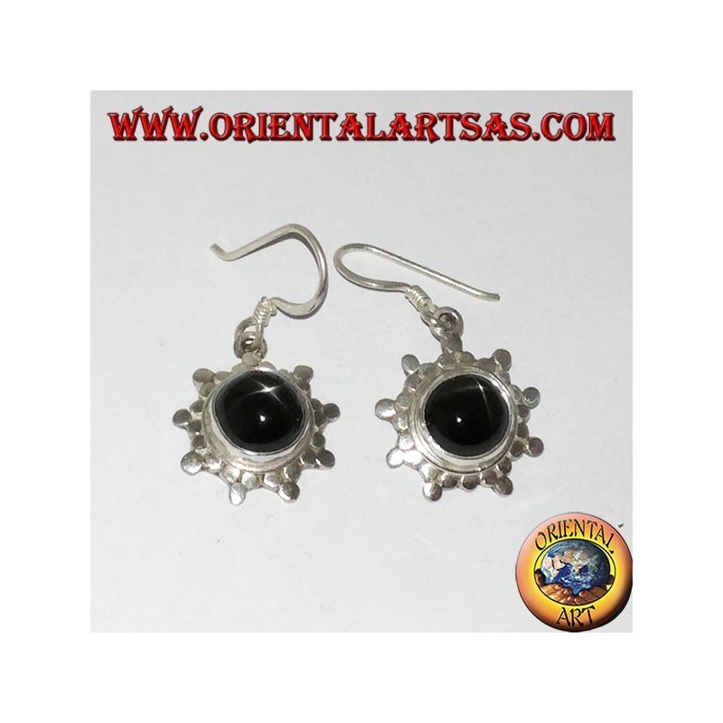 Boucles d'oreilles en argent avec étoile noire ronde