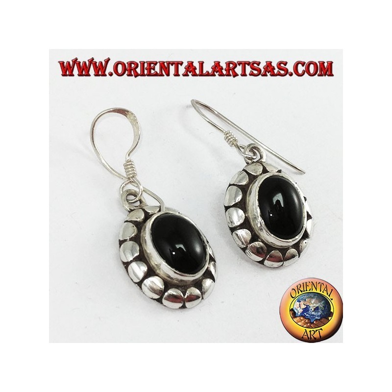 Silberohrringe mit ovalem Onyx