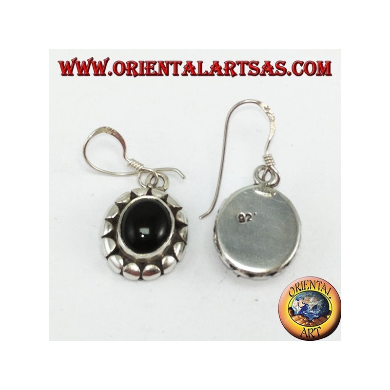 Silberohrringe mit ovalem Onyx