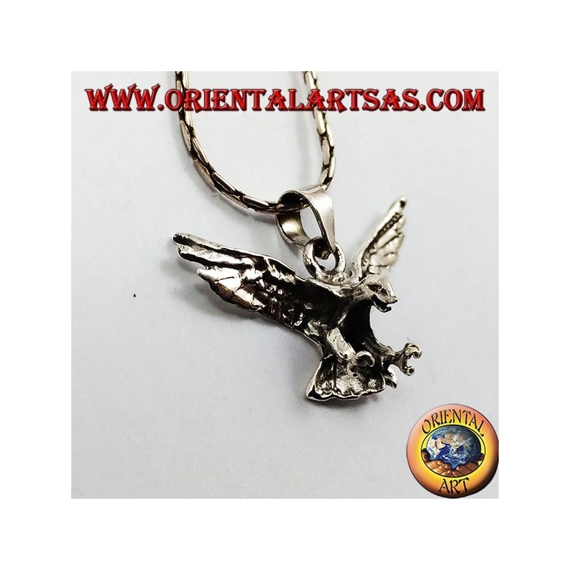 Silver eagle pendant