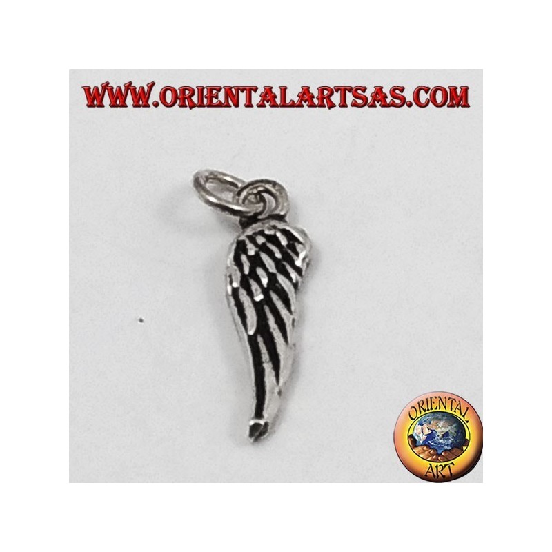 Silver pendant wing
