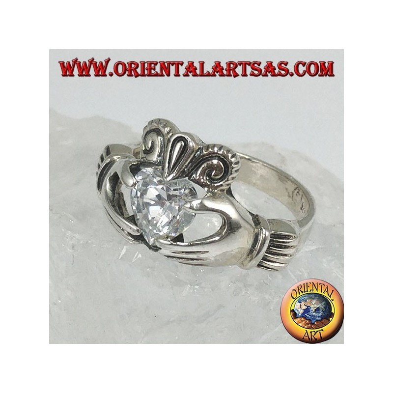 Anello Claddagh con zircone
