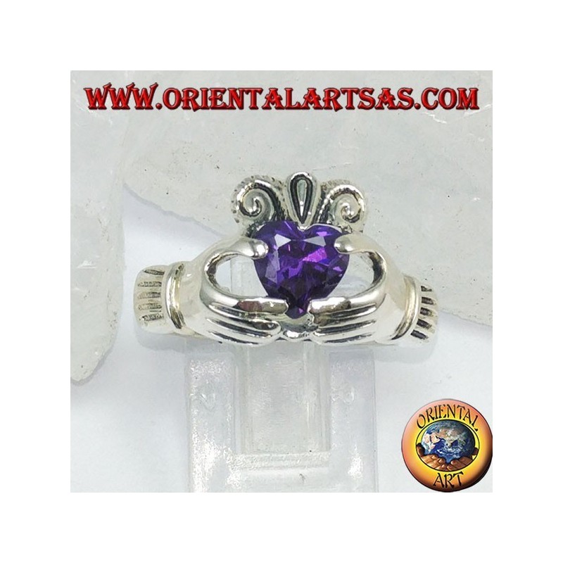 Claddagh ring with amethyst zirconia