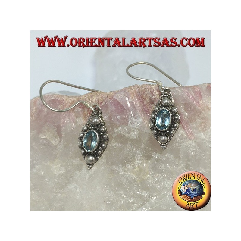 Boucles d'oreilles en argent avec topaze bleue naturelle