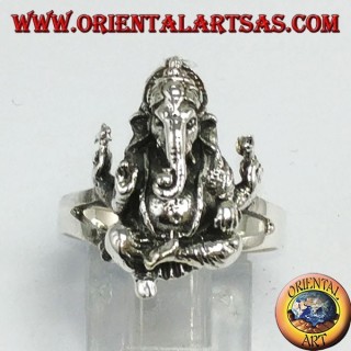 Silver ring with Ganesha and Oṃ (ॐ)