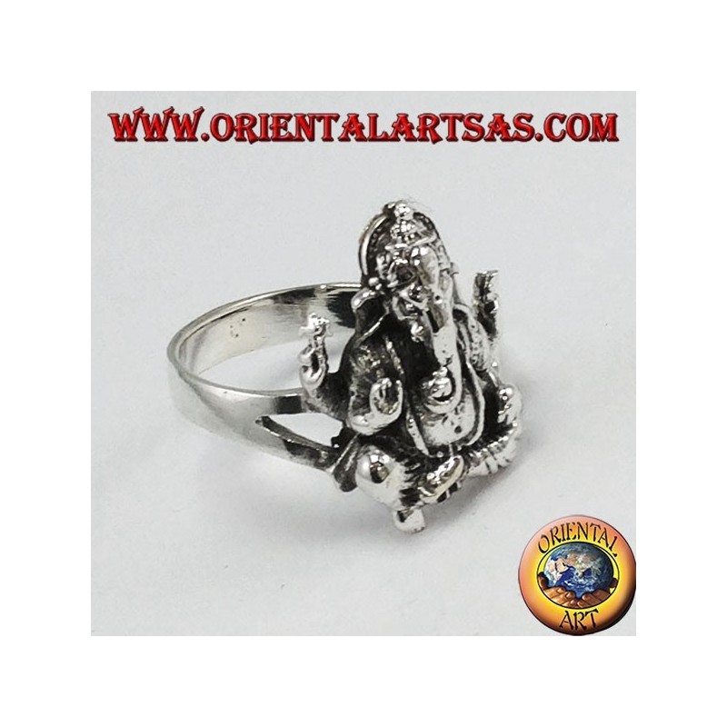 Anello d'argento con Ganesh seduto