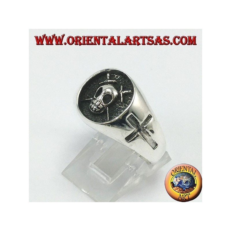 Silver ring seal, skull with crosses