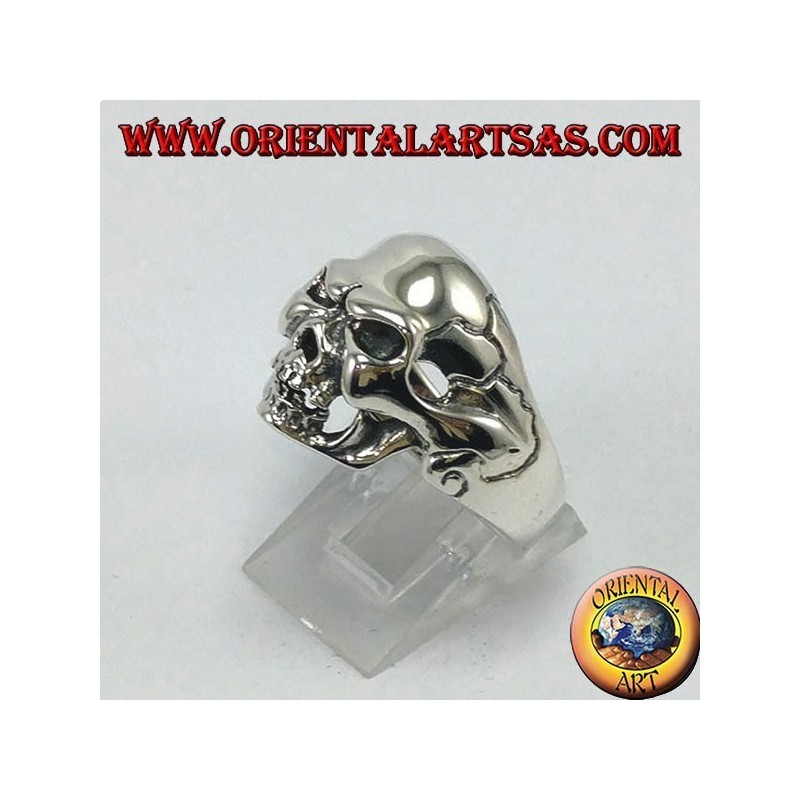 Silver ring, hard skull